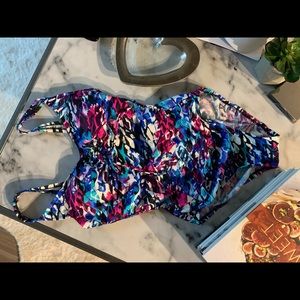 Multicolor one piece swim suit